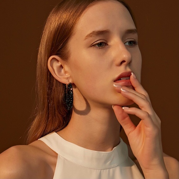 HP White Crystal C-shaped Earrings - Picture 2 of 2